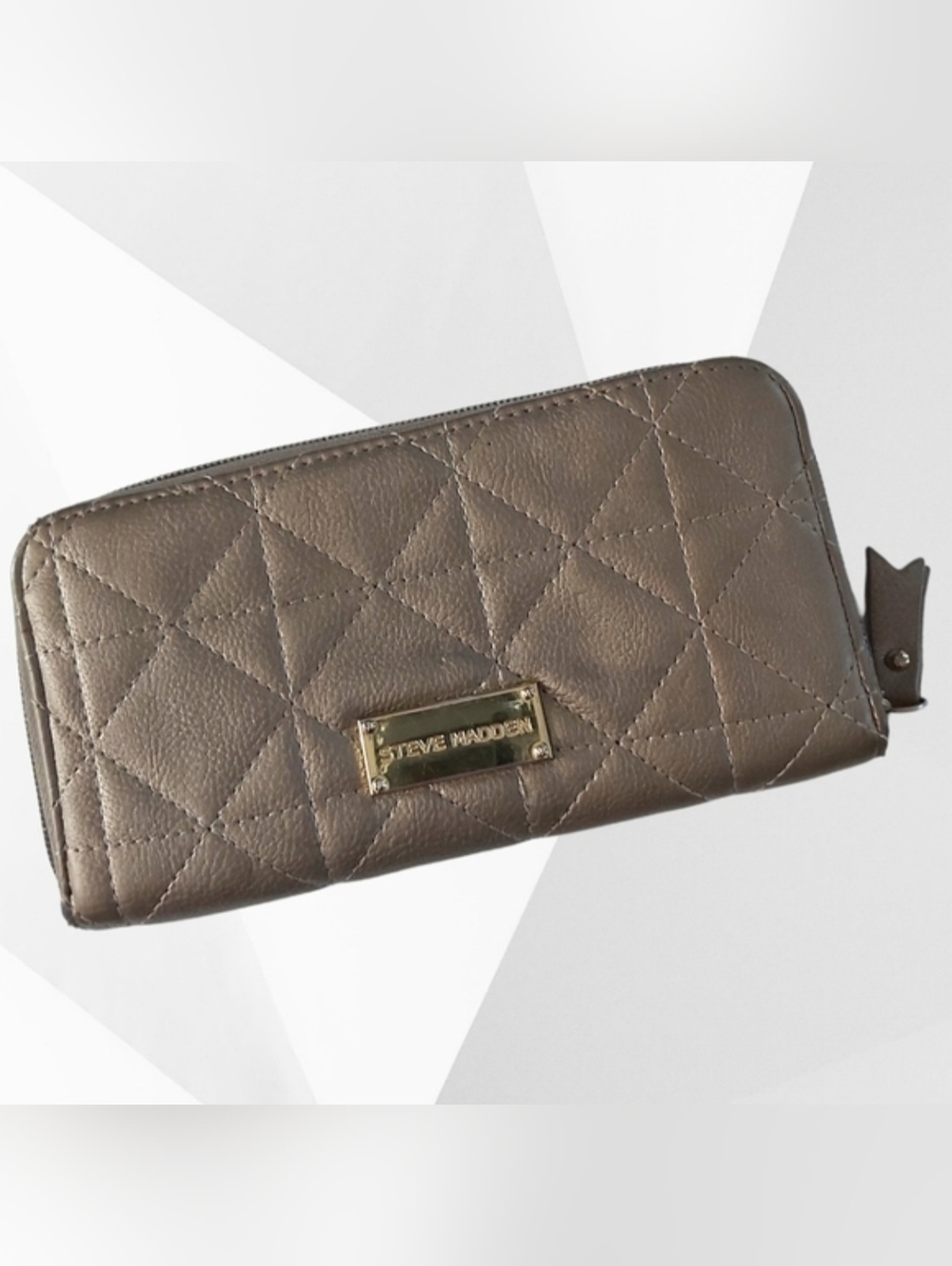 Steve Madden Saddle Quilted Wallet